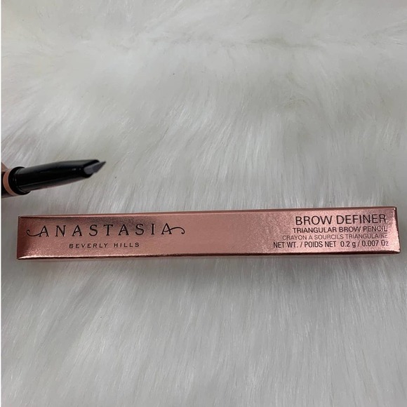 Anastasia Beverly Hills Brow Definer 3-in-1 Triangle Tip - Picture 5 of 8